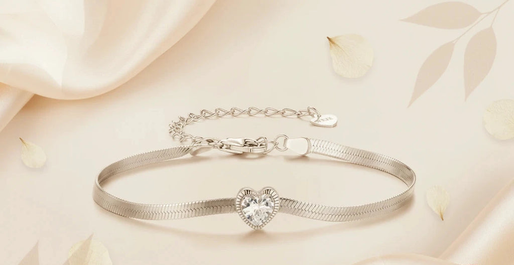 The Elegant Heart Zircon Accent Bracelet