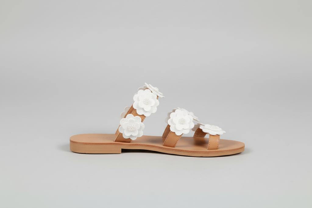 The Flat-Bottomed Sandals