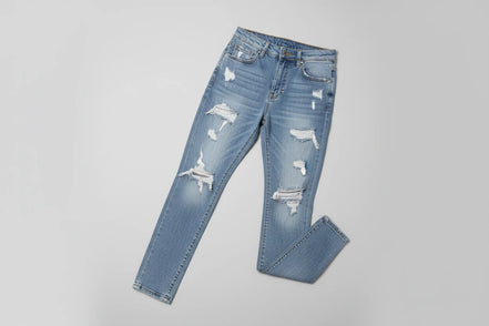 The Skinny Ripped Jeans