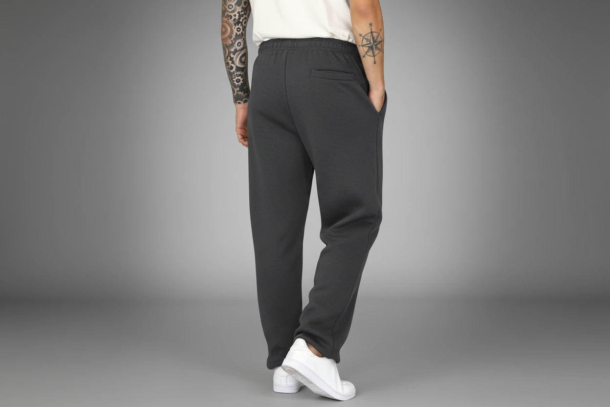 The Fleece-Lined Cargo Sweatpants